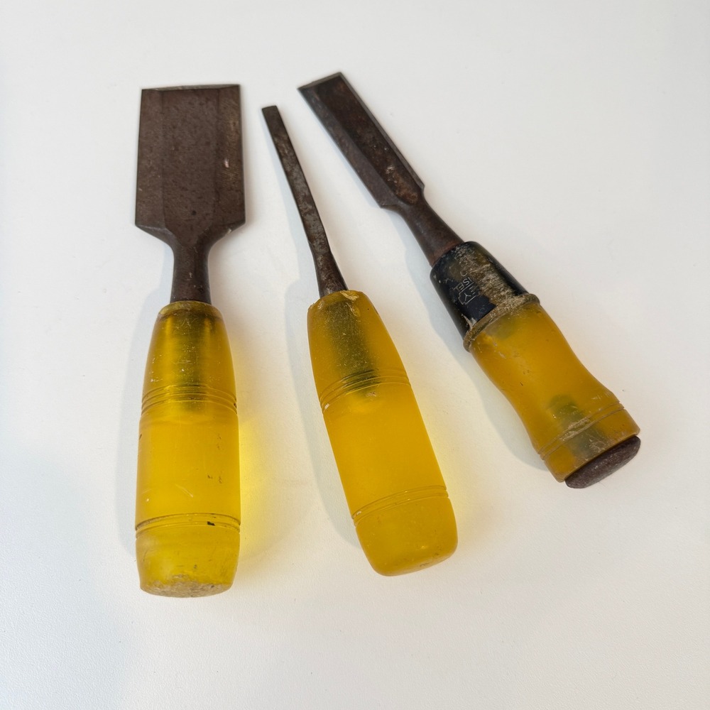 Vintage Amber Handle Wood Chisel Set 3 Piece Steel Blade Carpentry Tools 2in 1in